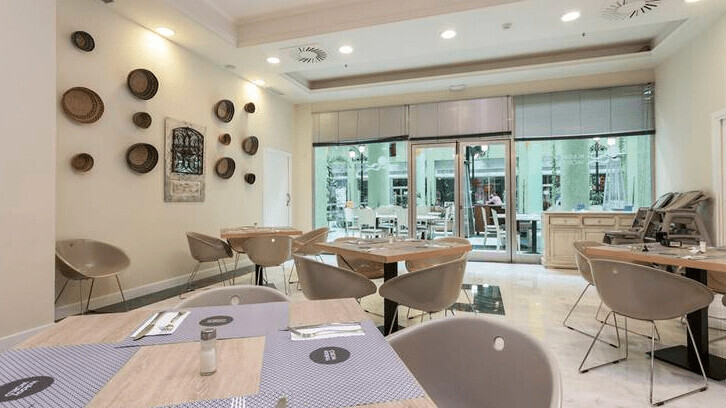 Holiday World Resort